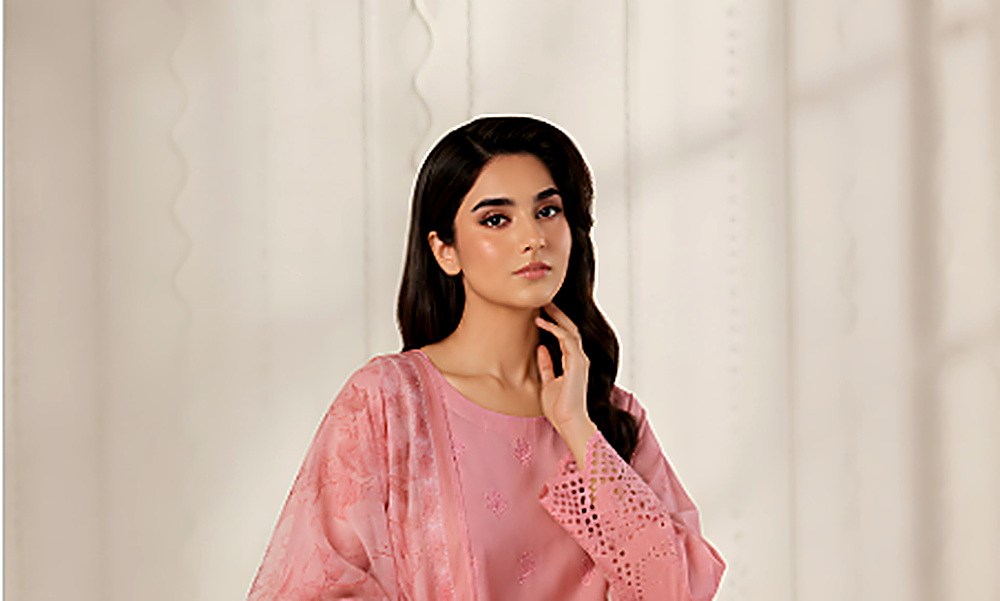 The Alizeh Embroidered Lawn Suit — Ready to Wear
